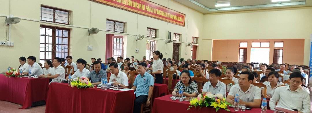 Toàn cảnh Đại biểu tham dự hội nghị.