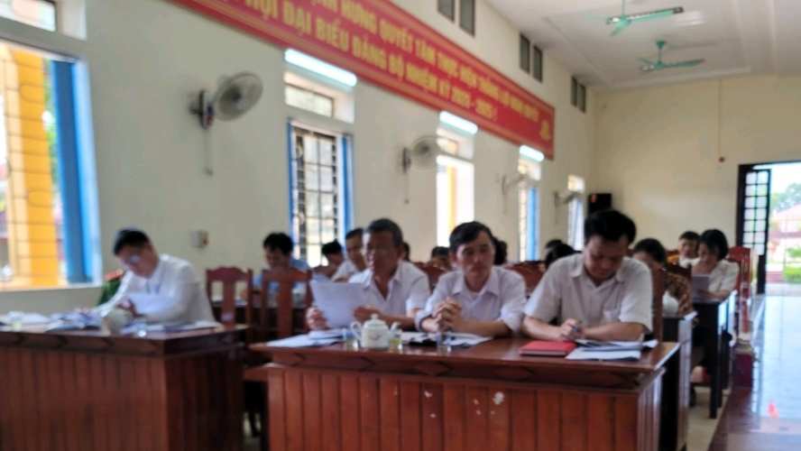 Xã Định Hưng tổ chức hội nghị tập huấn triển khai thí điểm mô hình “3 không”.