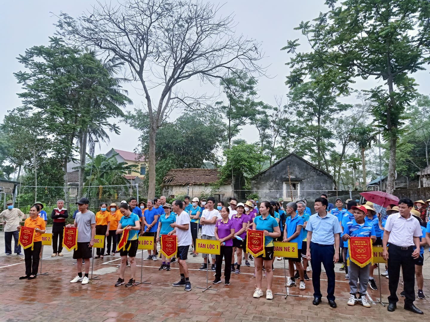 Toàn cảnh hội nghị.