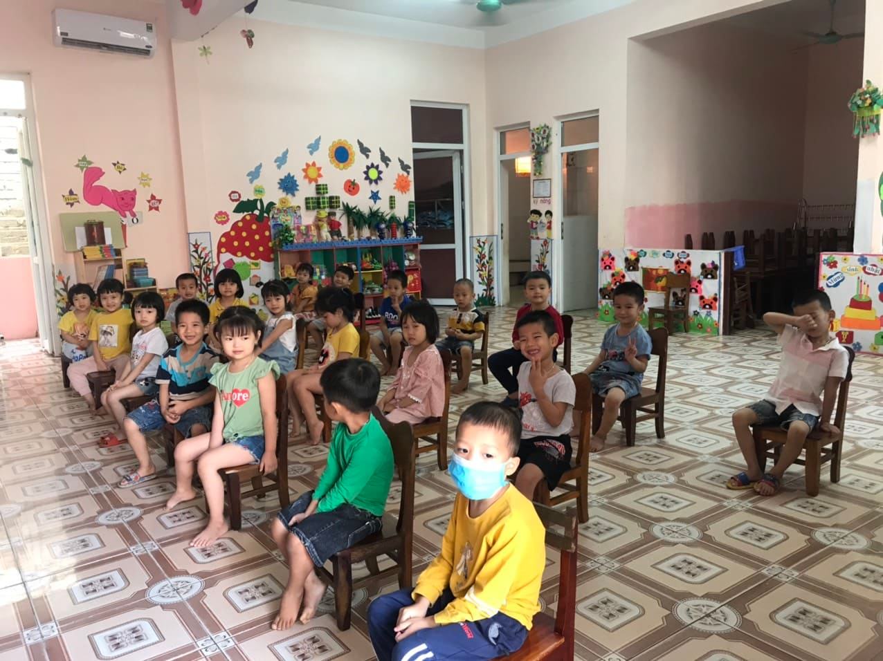 Một số hình ảnh minh họa hoạt động tại các trường mầm non.