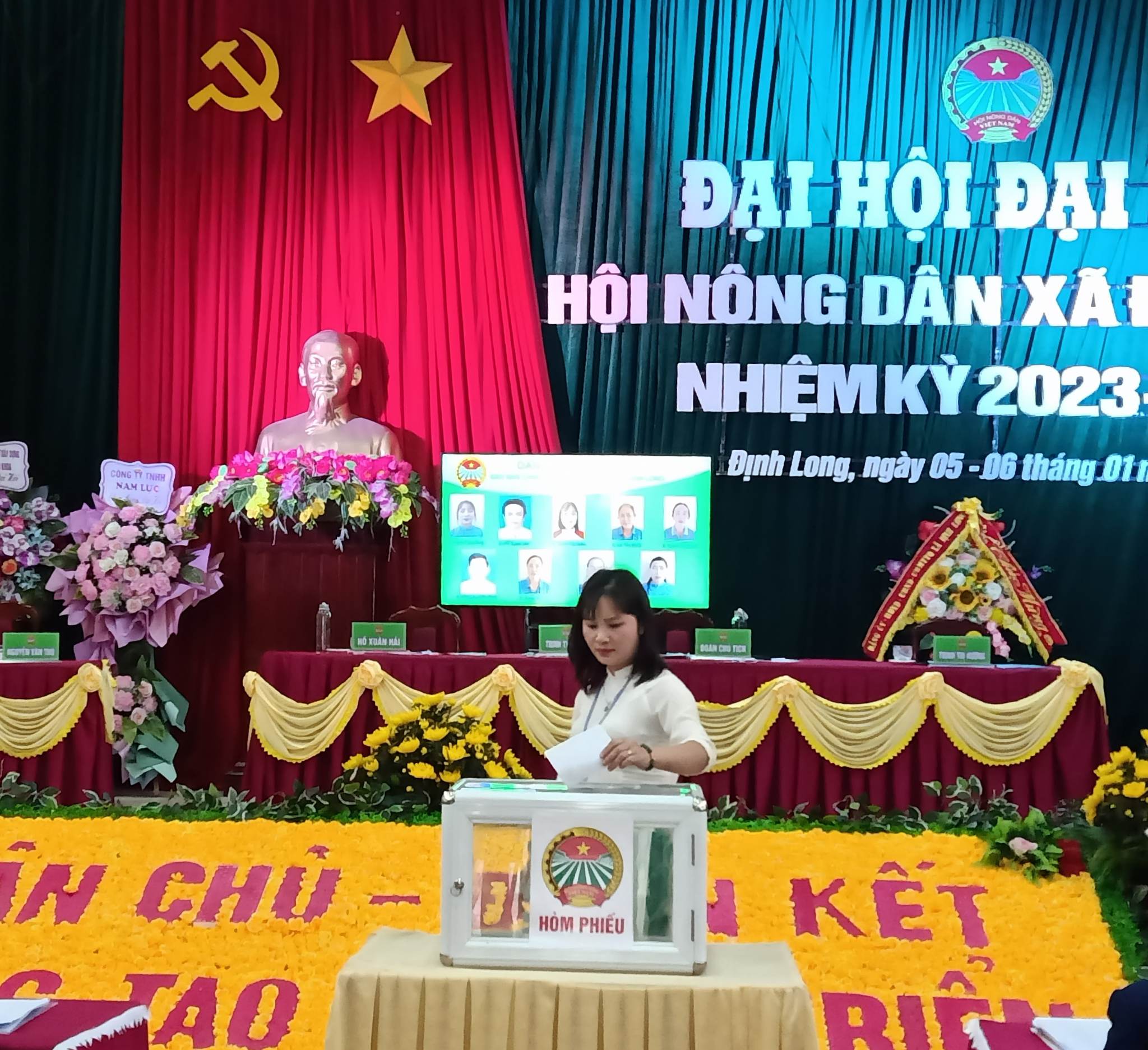 Một số hình ảnh các đại biểu bỏ phiếu bầu BCH HND xã nhiệm kỳ 2023 – 2028.