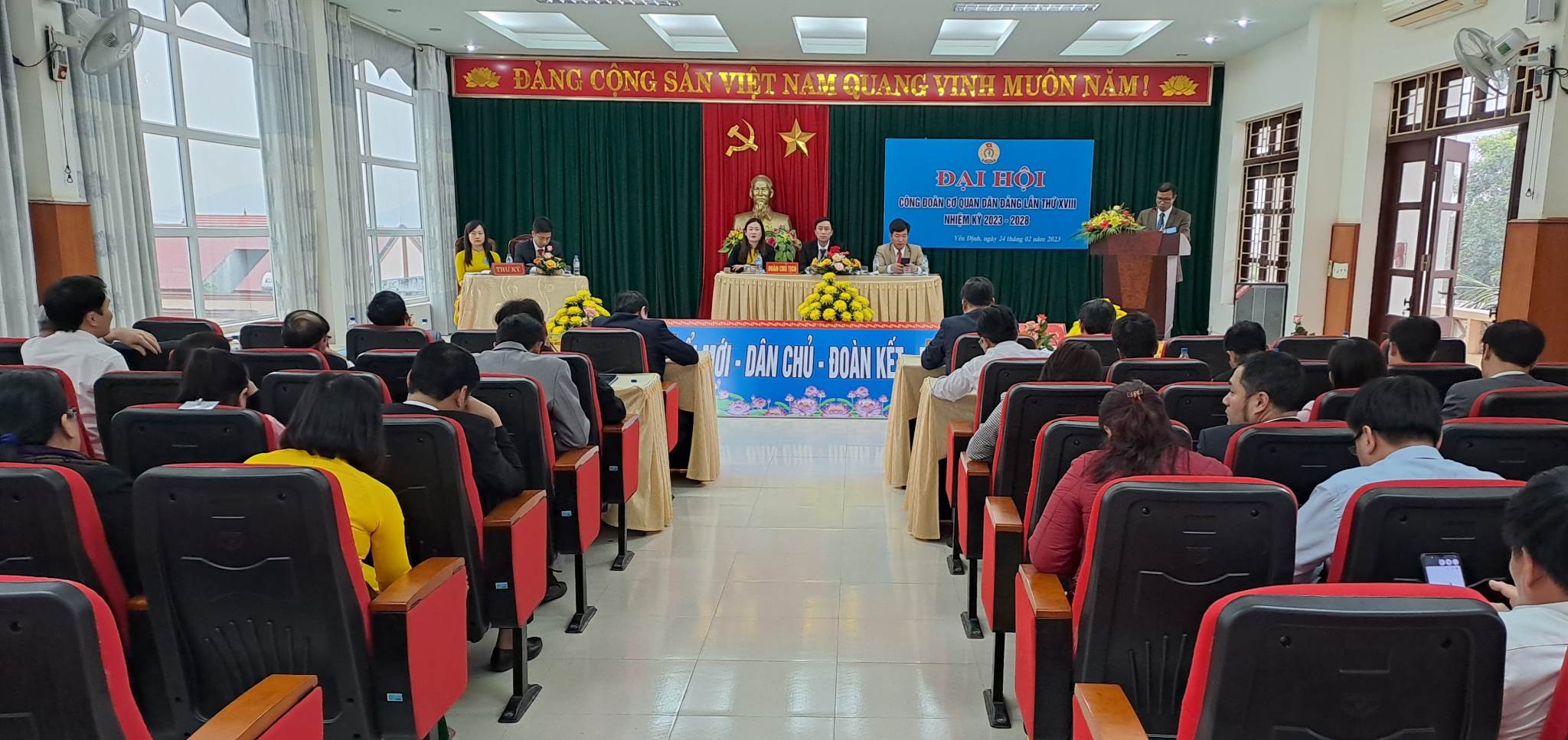 Toàn cảnh Đại hội.