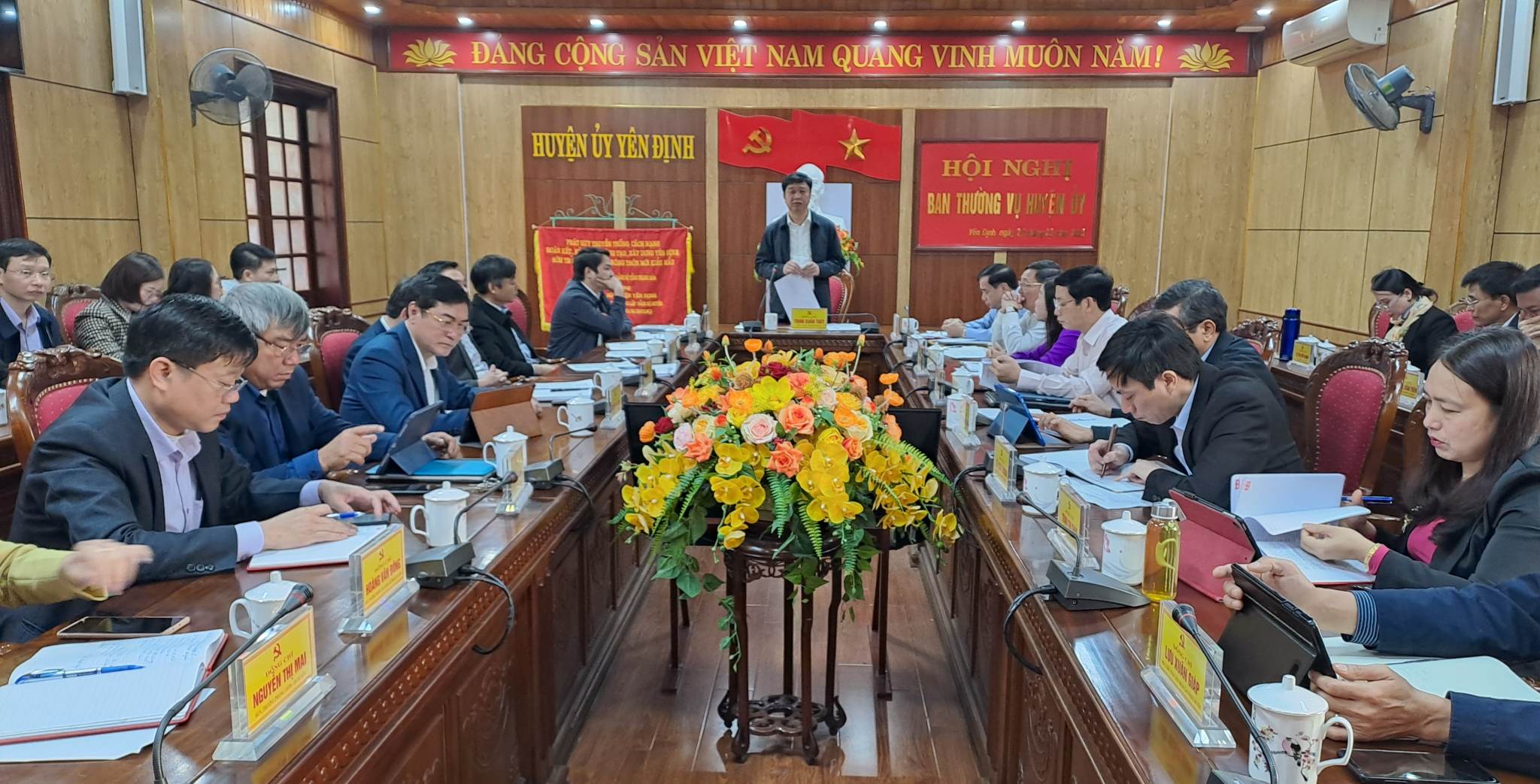 Toàn cảnh hội nghị.
