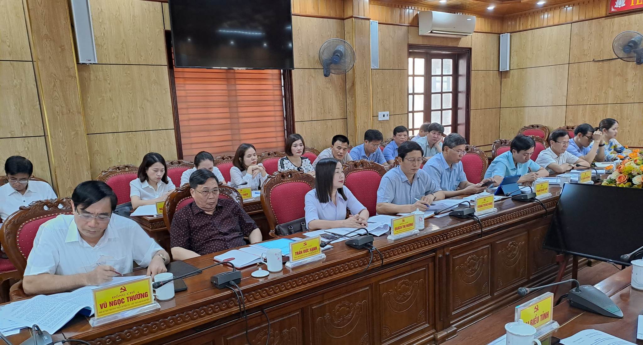 Đại biểu tham dự hội nghị.
