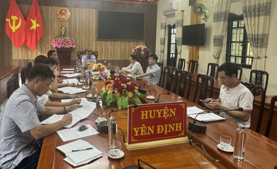 Toàn cảnh hội nghị.