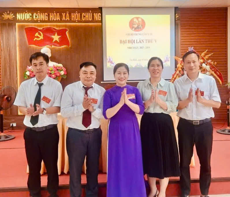 BCH khóa mới nhiệm kỳ 2025 - 2030, Trung tâm Y tế huyện.