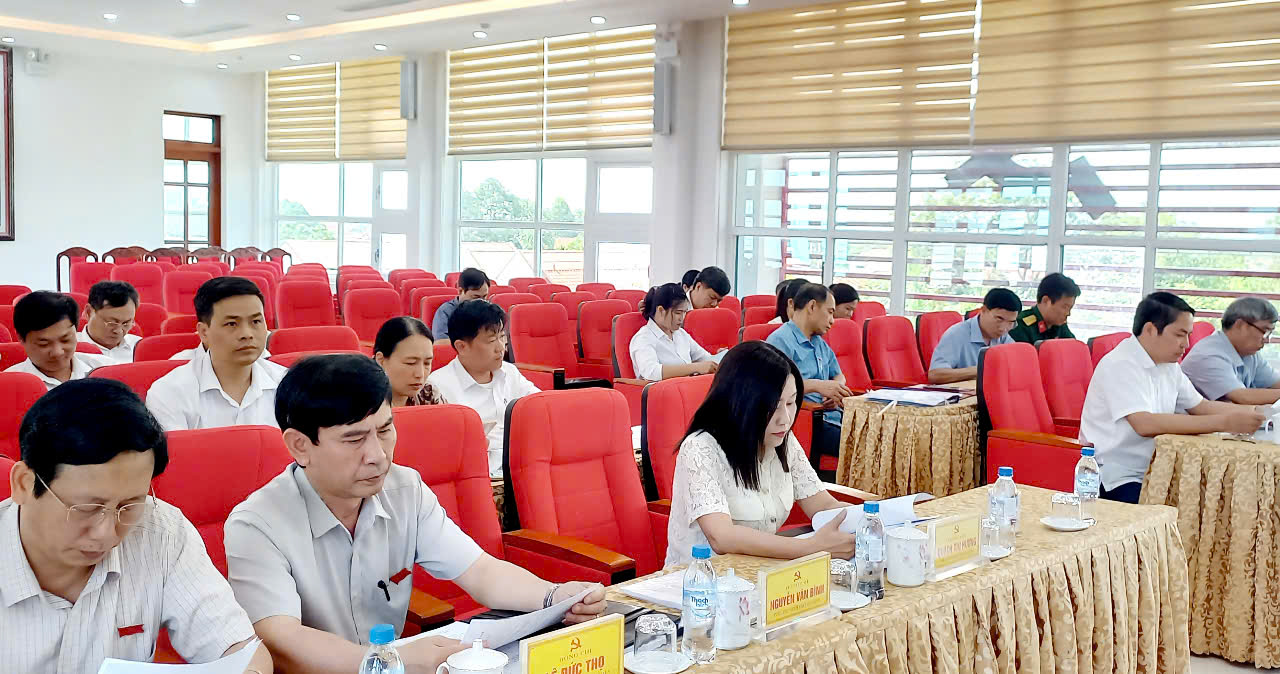 Đại biểu tham dự kỳ họp