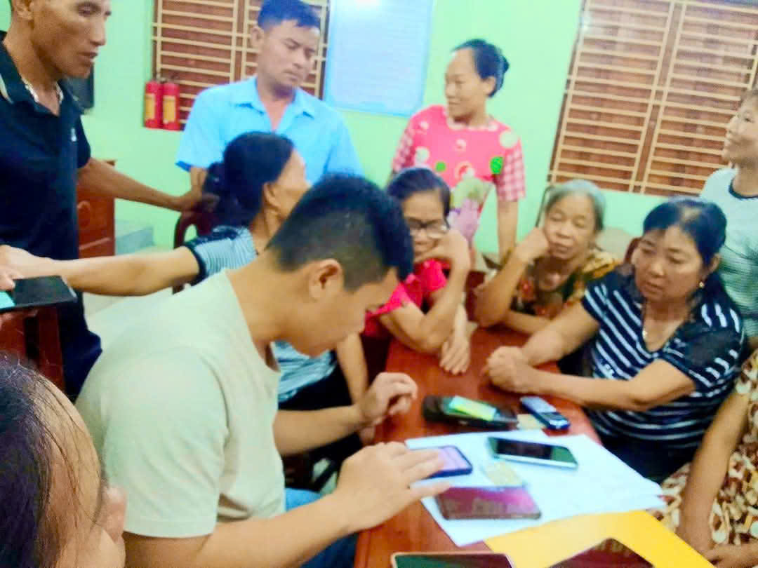 Một số hình ảnh các địa phương trong huyện tổ chức lấy ý kiến đối với dự thảo Nghị quyết sửa đổi, bổ sung một số điều của Hiến pháp năm 2013.