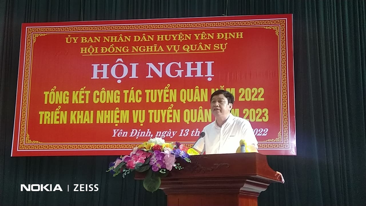 Đồng chí Trịnh Xuân Thúy – TUV, Bí thư huyện uỷ, Phát biểu chỉ đạo tại hội nghị.