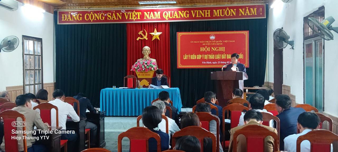 Toàn cảnh hội nghị.