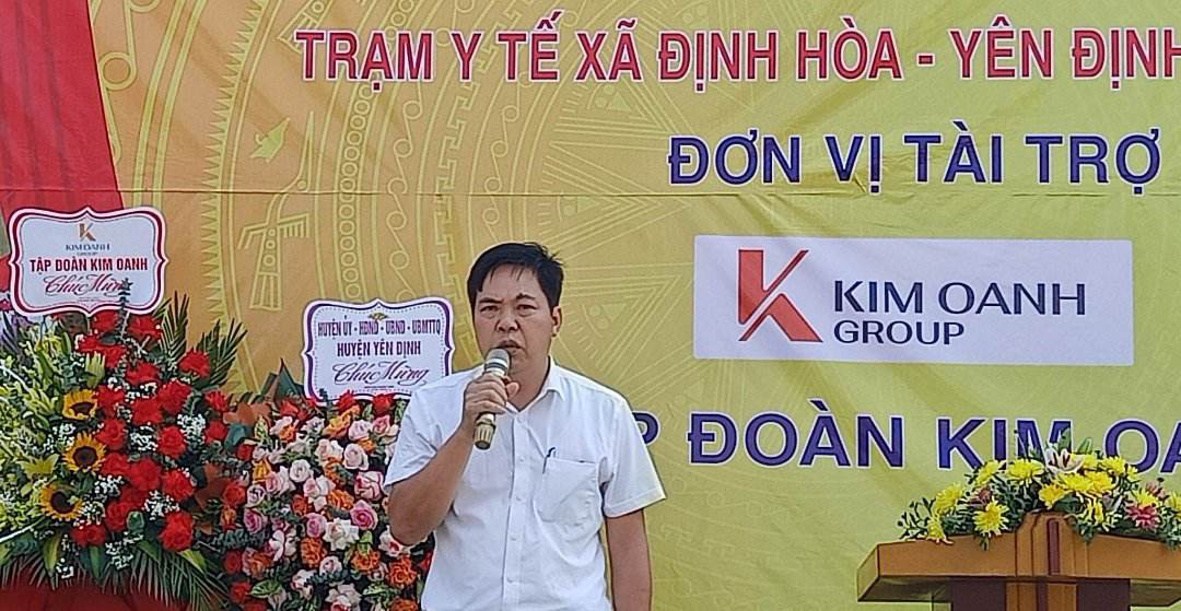 Đồng chí Trịnh Văn Thể, UVBTV, Phó Chủ Tịch HĐND huyện, phát biểu tại buổi lễ.