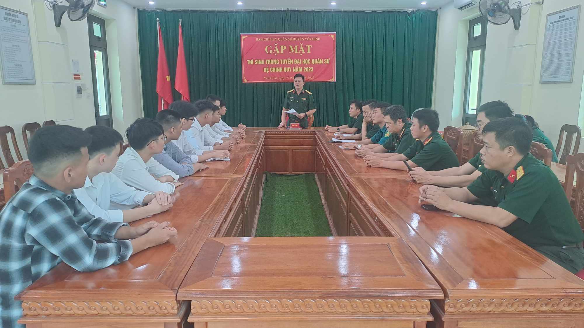 Toàn cảnh buổi gặp mặt.