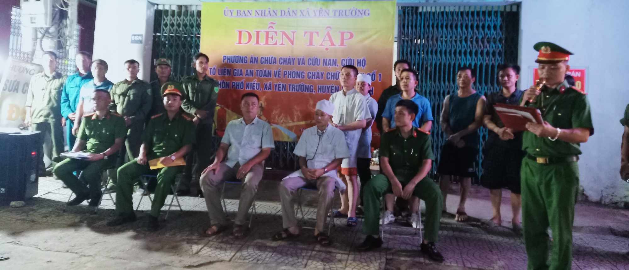 Toàn cảnh đại biểu tham dự buổi diễn tập.