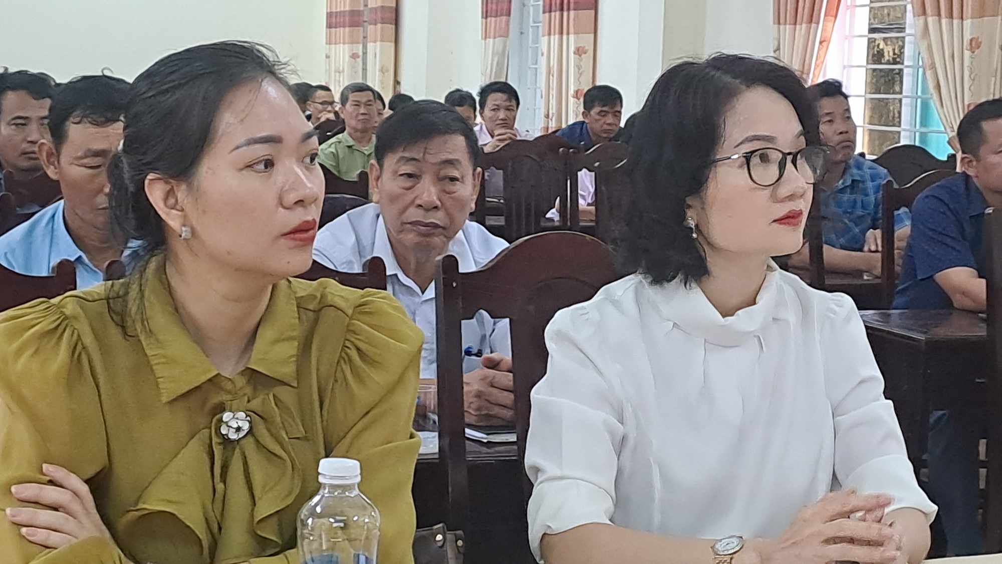 Đại biểu tham dự hội nghị.