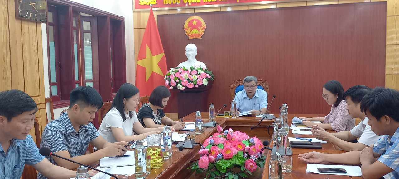 Toàn cảnh hội nghị.