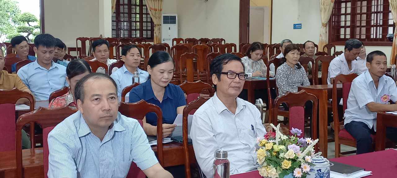 Đại biểu tham dự hội thi.