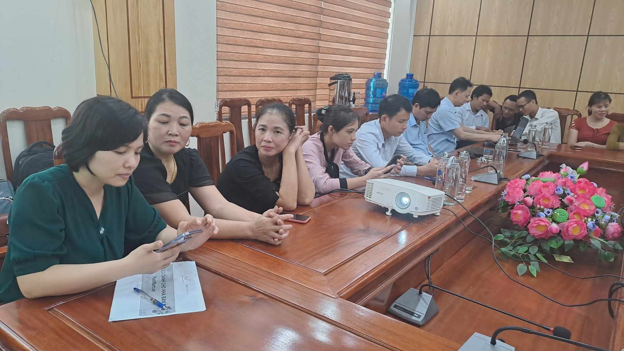 Đại biểu tham dự hội nghị.