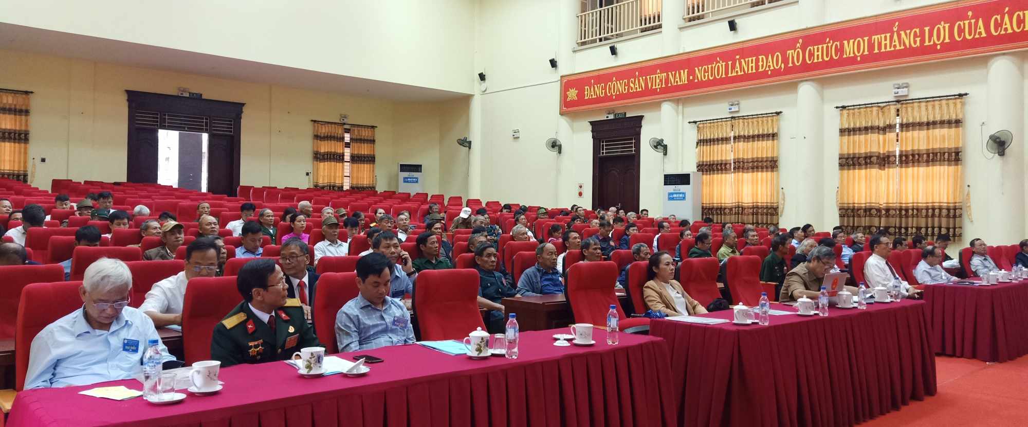 Đại biểu tham dự Đại hội.