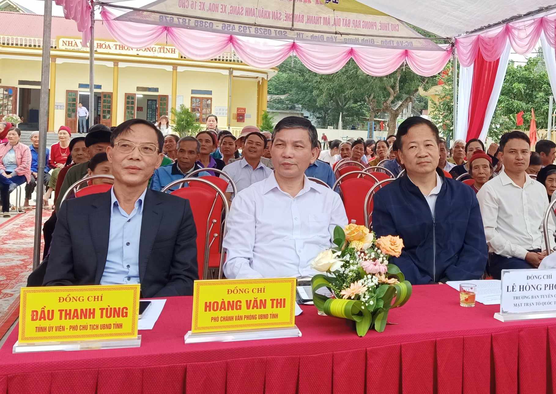 Các đại biểu về tham dự Ngày hội.