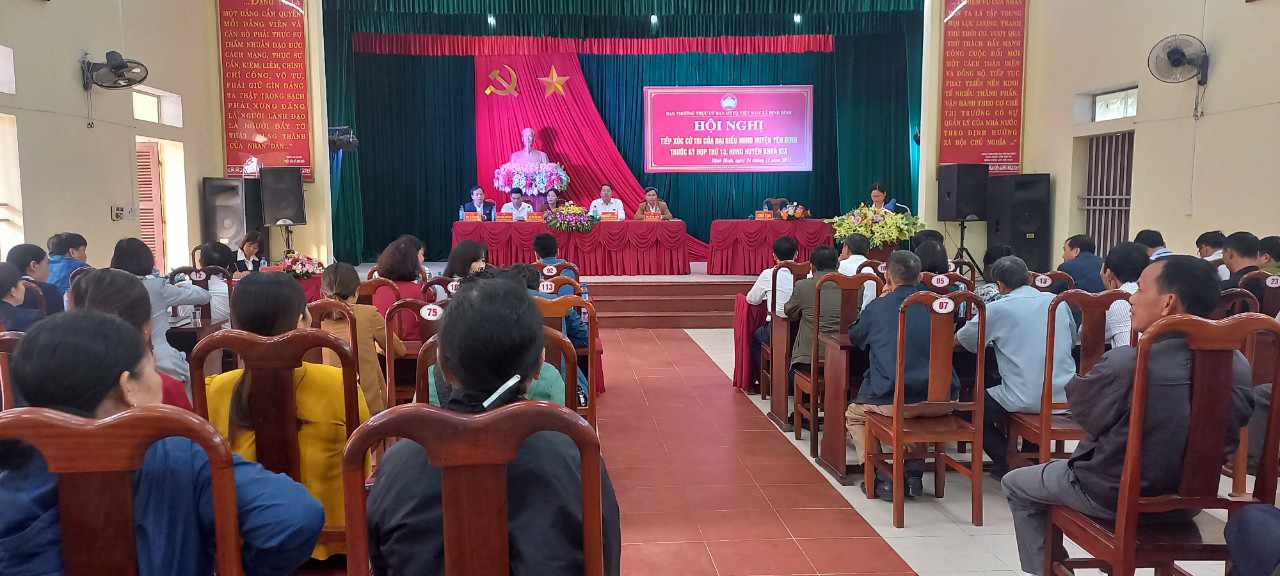 Toàn cảnh hội nghị.