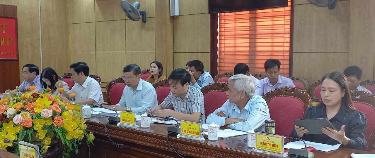 Toàn cảnh đại biểu tham dự hội nghị.