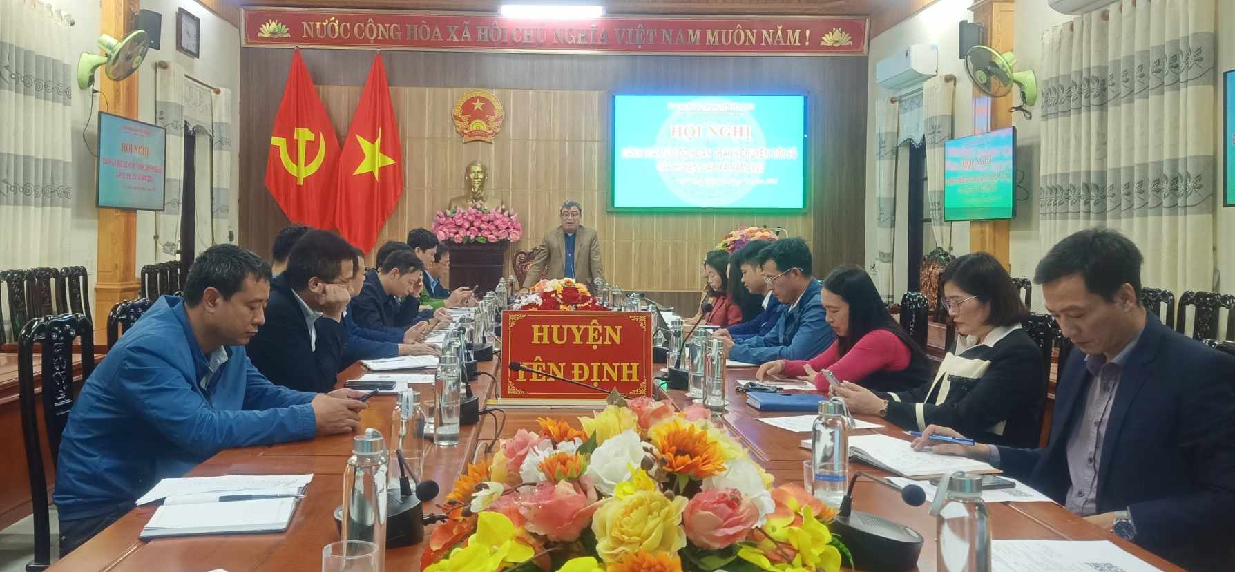 Toàn cảnh hội nghị.