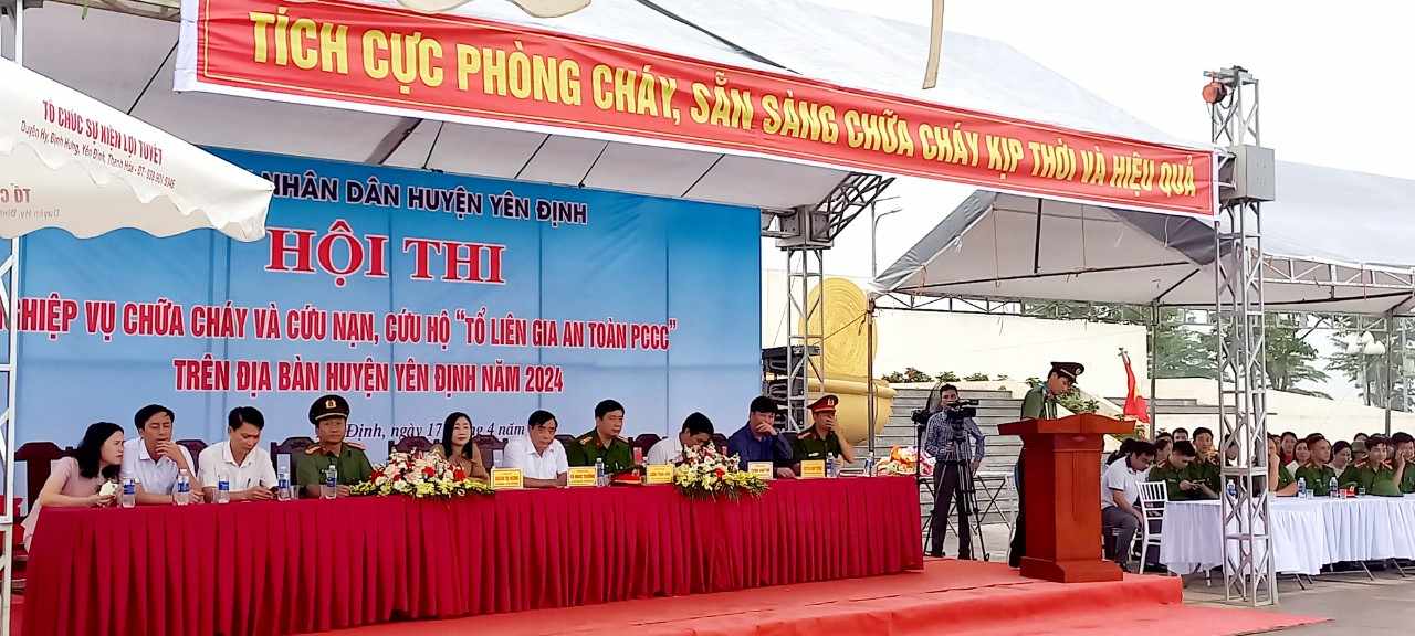 Toàn cảnh đại biểu tham dự hội thi.