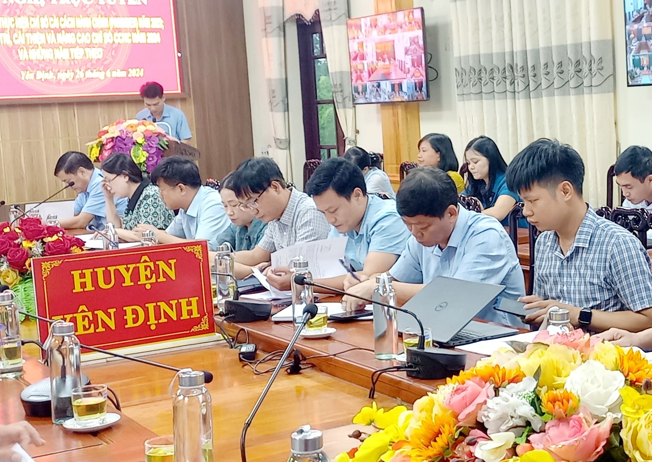 Đại biểu tham dự hội nghị.
