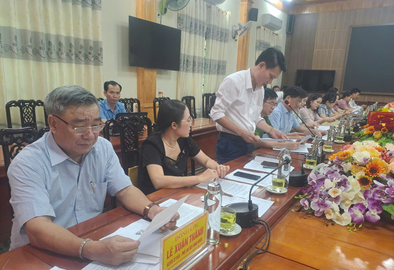 Đại biểu tham dự hội nghị.