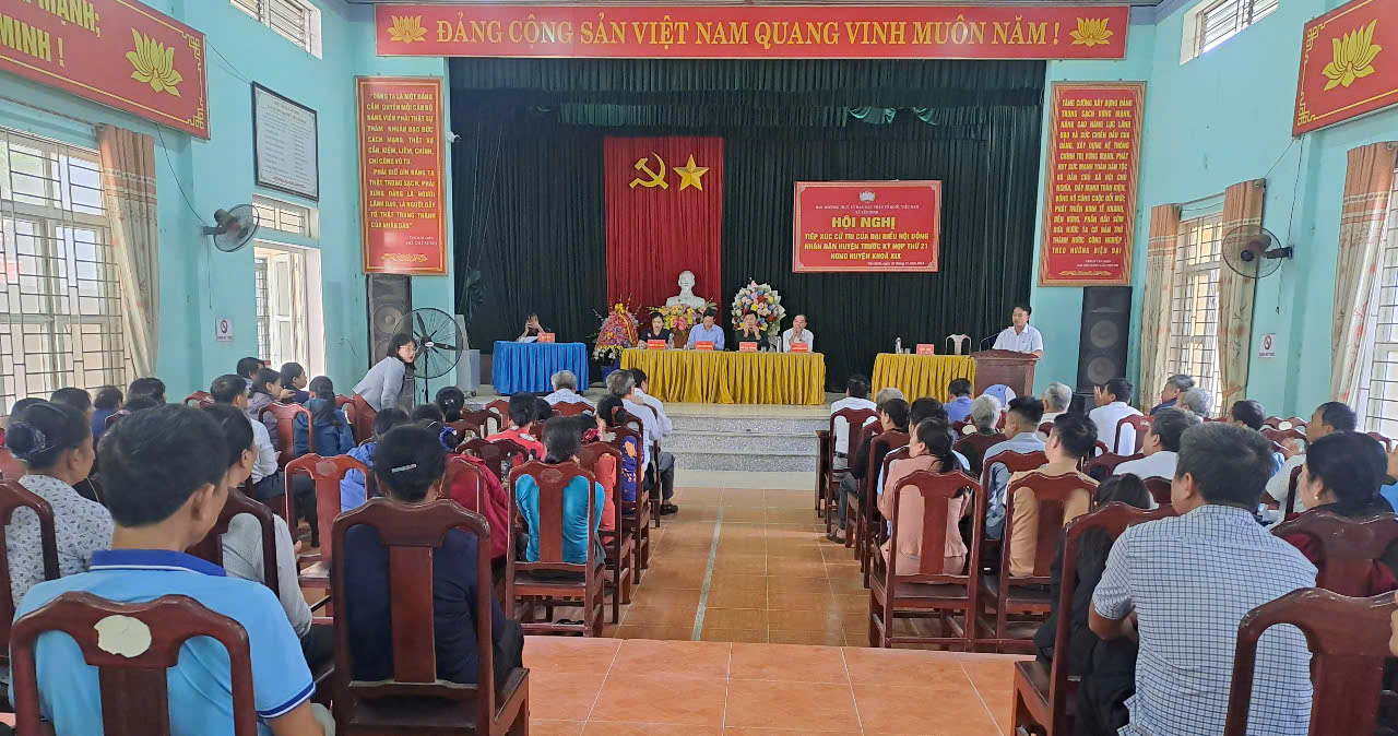 Toàn cảnh hội nghị.
