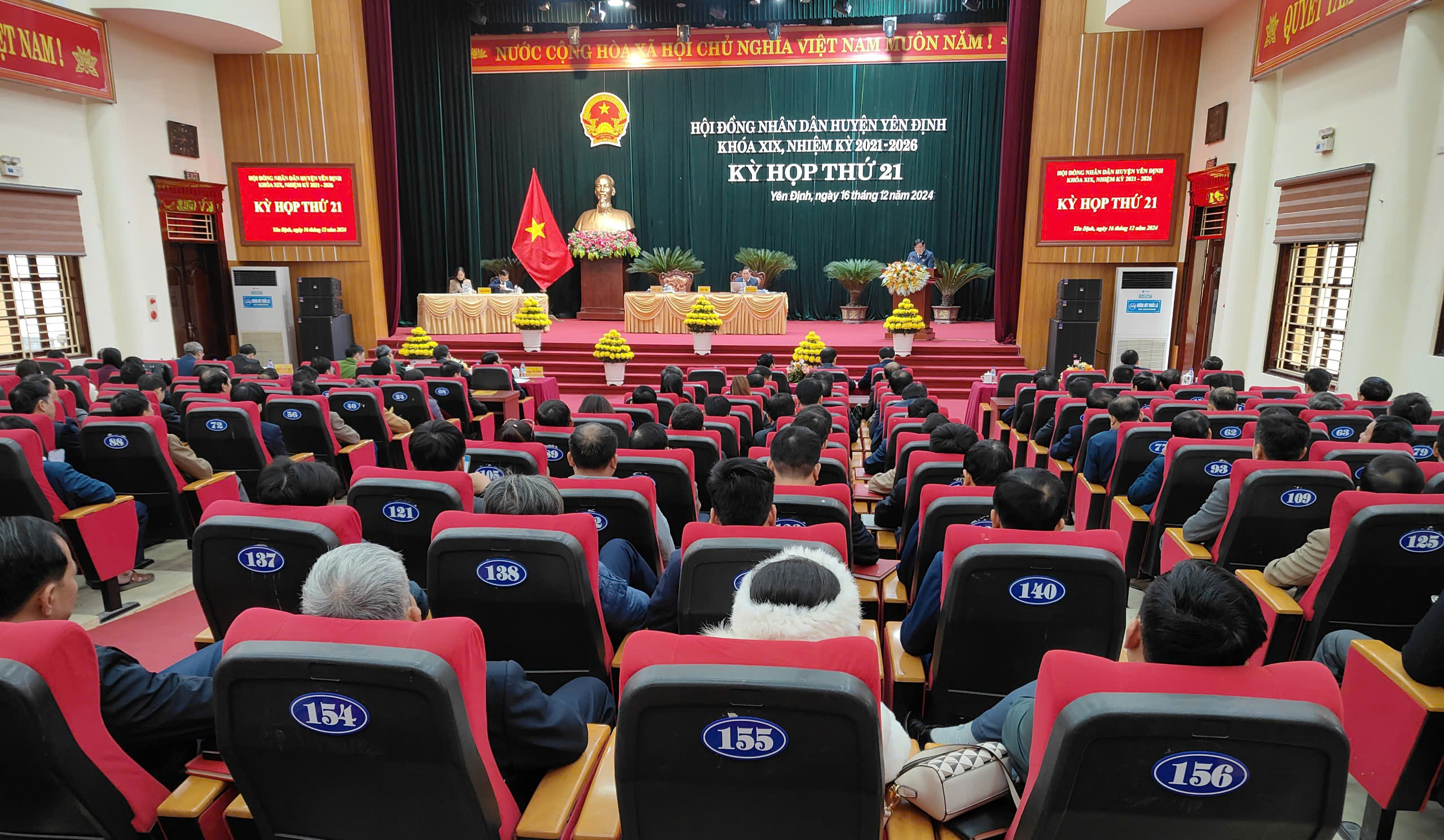 Toàn cảnh Kỳ họp.
