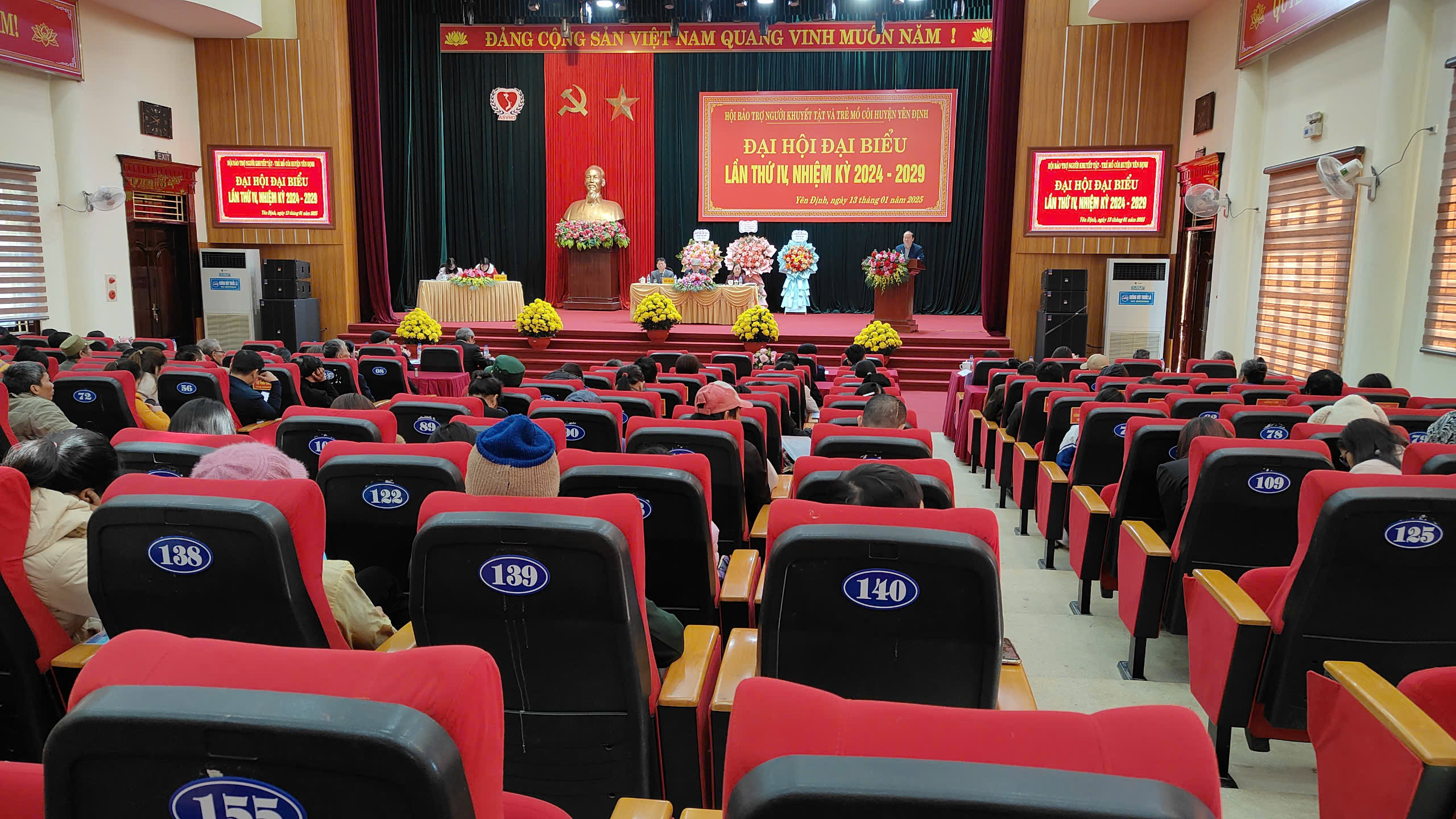 Toàn cảnh Đại hội.