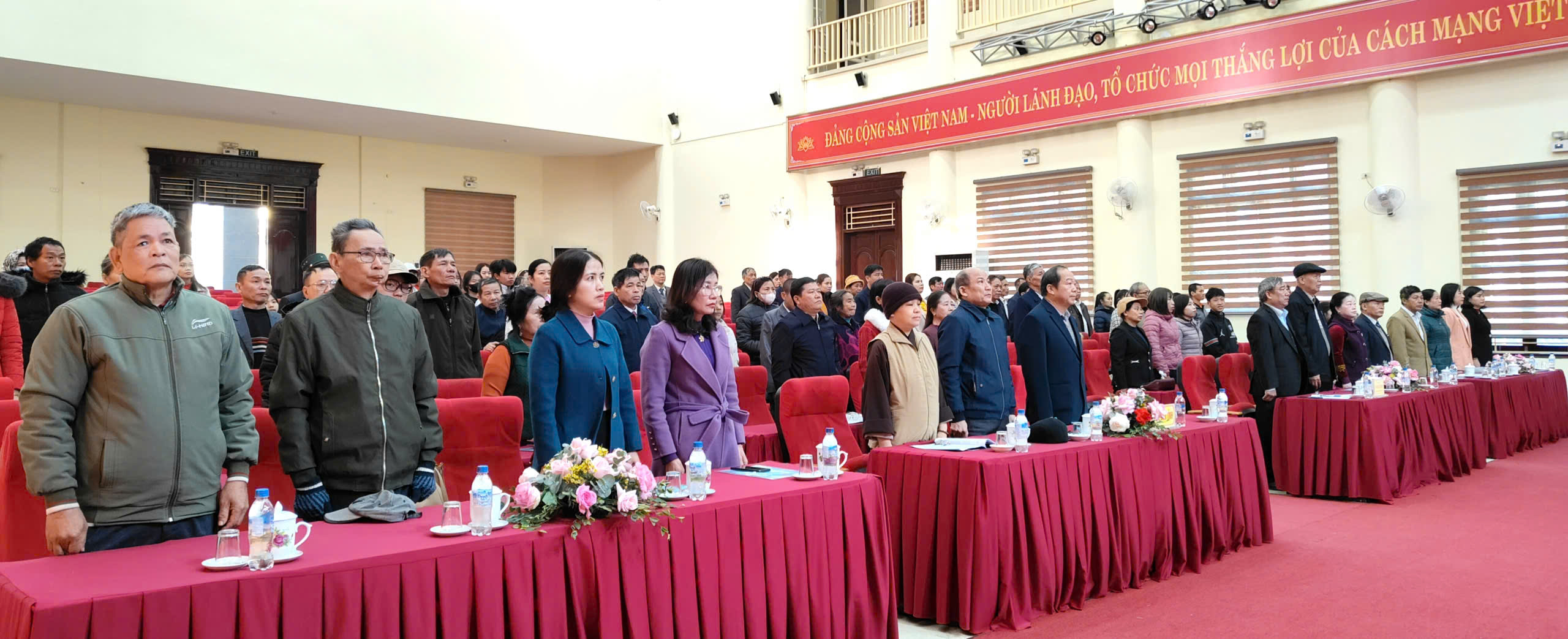 Đại biểu về tham dự Đại hội.